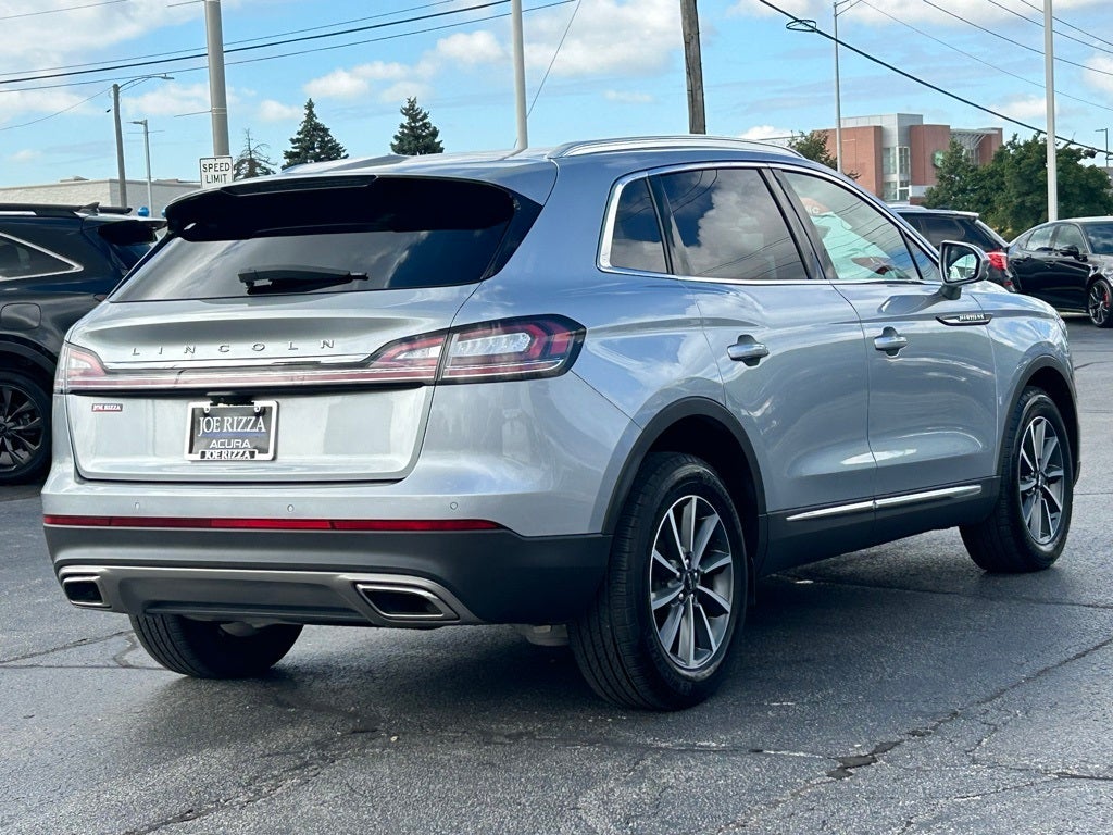 2022 Lincoln Nautilus Standard