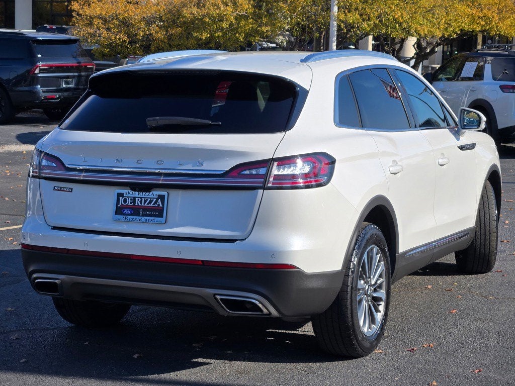 2022 Lincoln Nautilus Standard