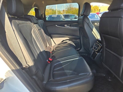 2022 Lincoln Nautilus Standard