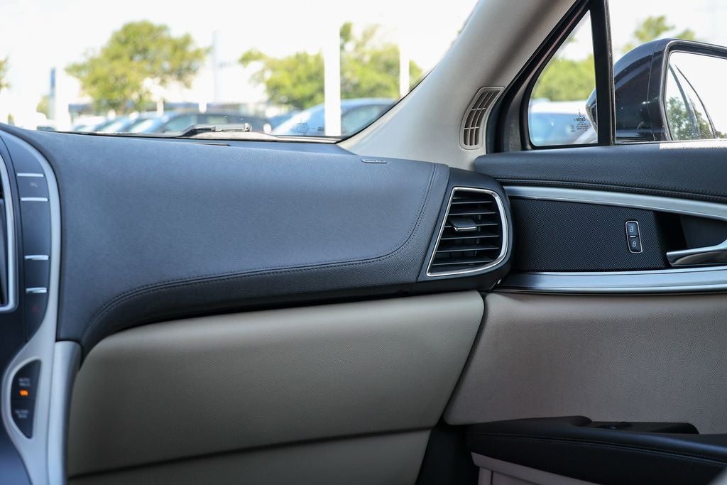 2020 Lincoln Nautilus Standard
