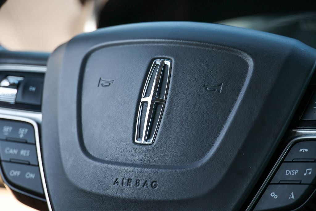 2020 Lincoln Nautilus Standard