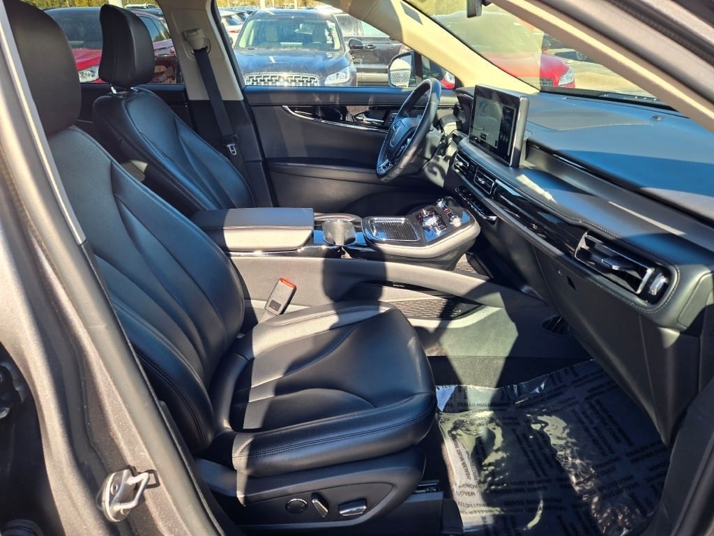 2023 Lincoln Nautilus Standard