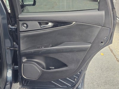 2021 Lincoln Nautilus Reserve