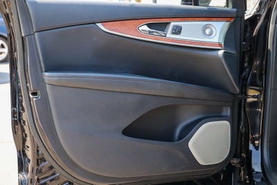 2020 Lincoln Nautilus Black Label