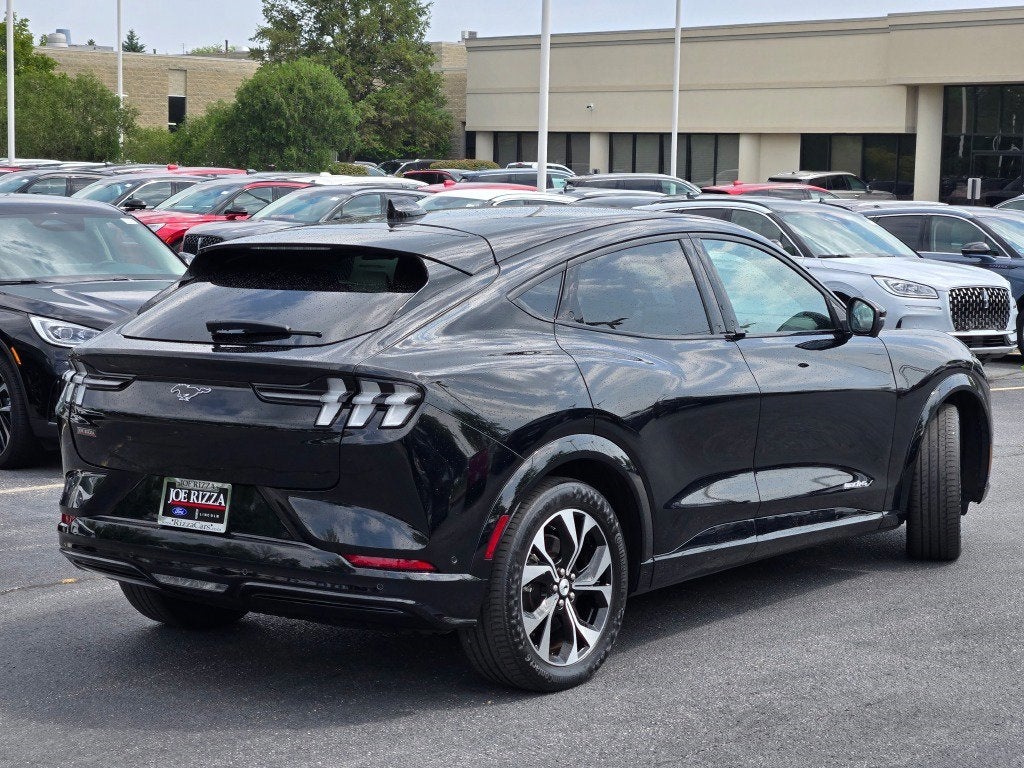 2022 Ford Mustang Mach-E Premium