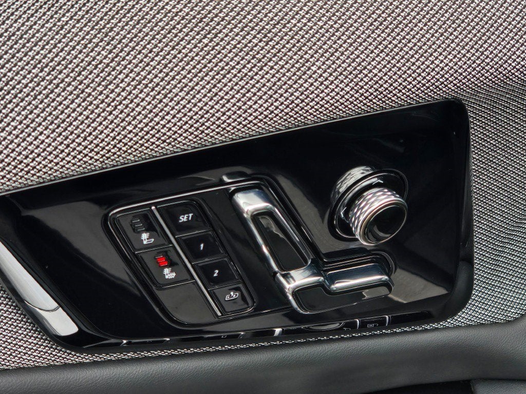 2025 Cadillac OPTIQ Luxury