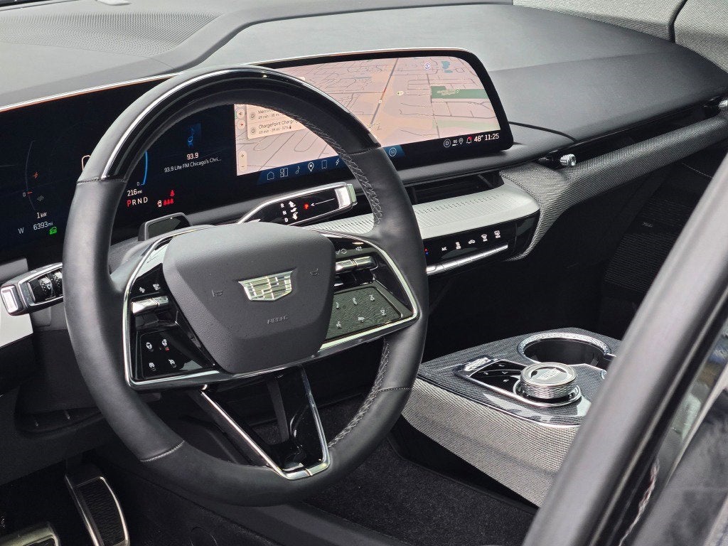 2025 Cadillac OPTIQ Luxury