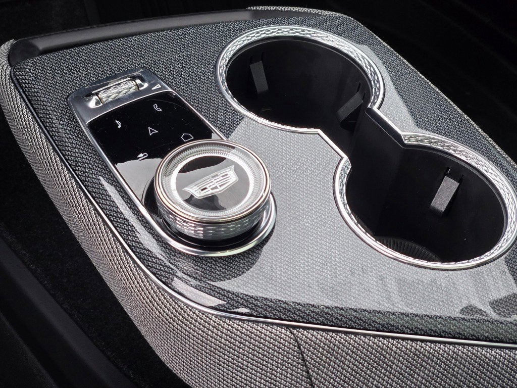 2025 Cadillac OPTIQ Luxury