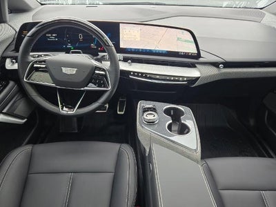 2025 Cadillac OPTIQ Luxury