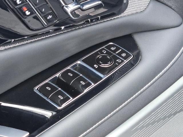 2025 Cadillac OPTIQ Luxury