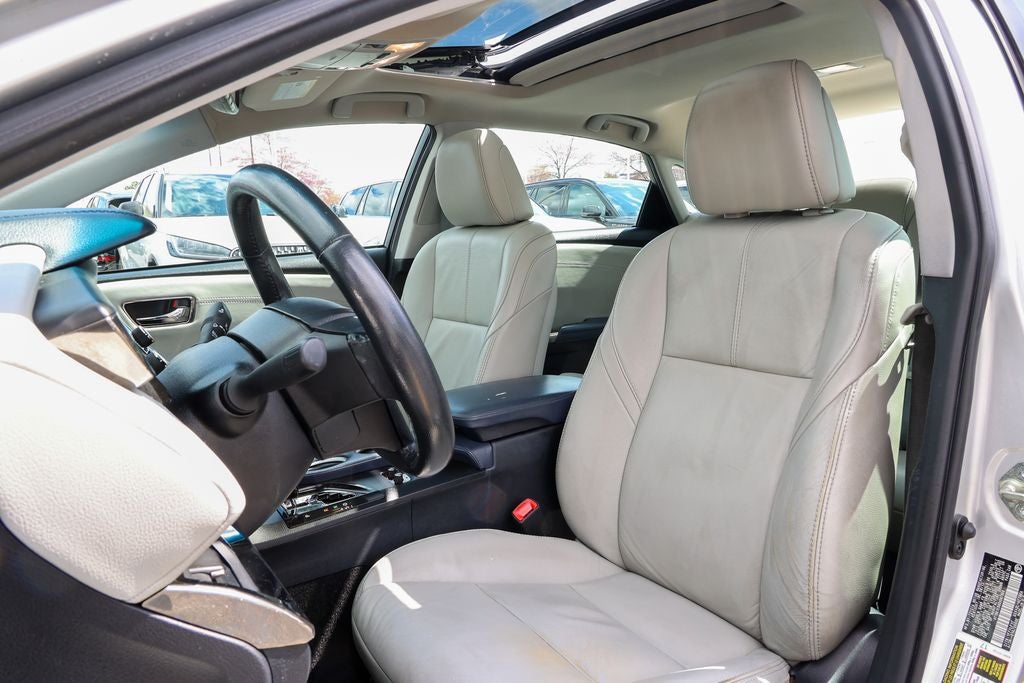 2013 Toyota Avalon XLE Premium
