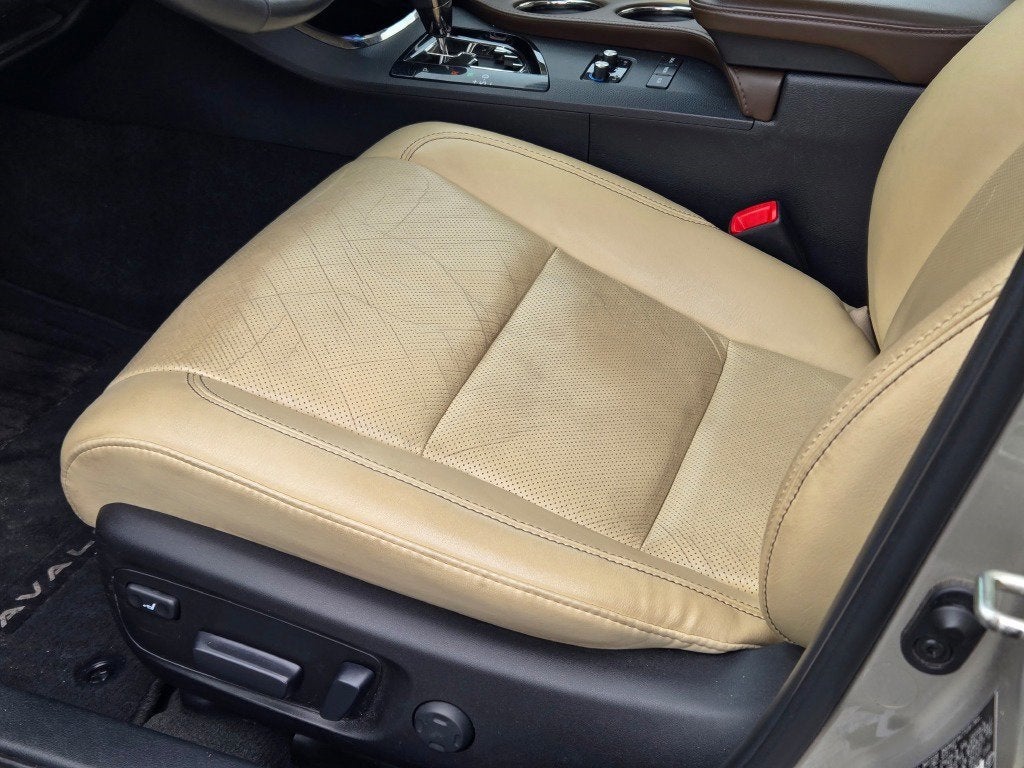 2014 Toyota Avalon Limited