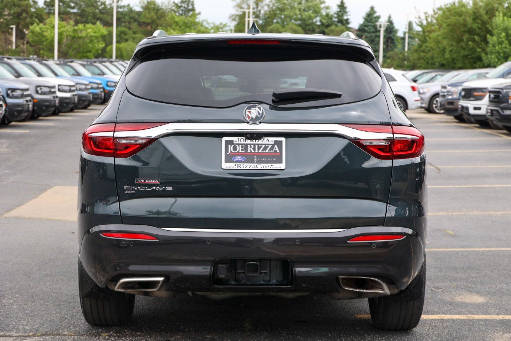 2020 Buick Enclave Essence