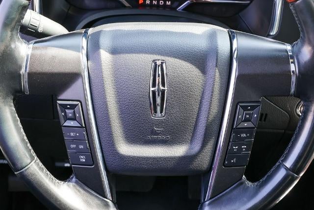 2017 Lincoln Navigator Select