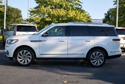 2022 Lincoln Navigator Reserve