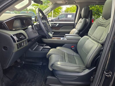 2023 Lincoln Navigator Black Label