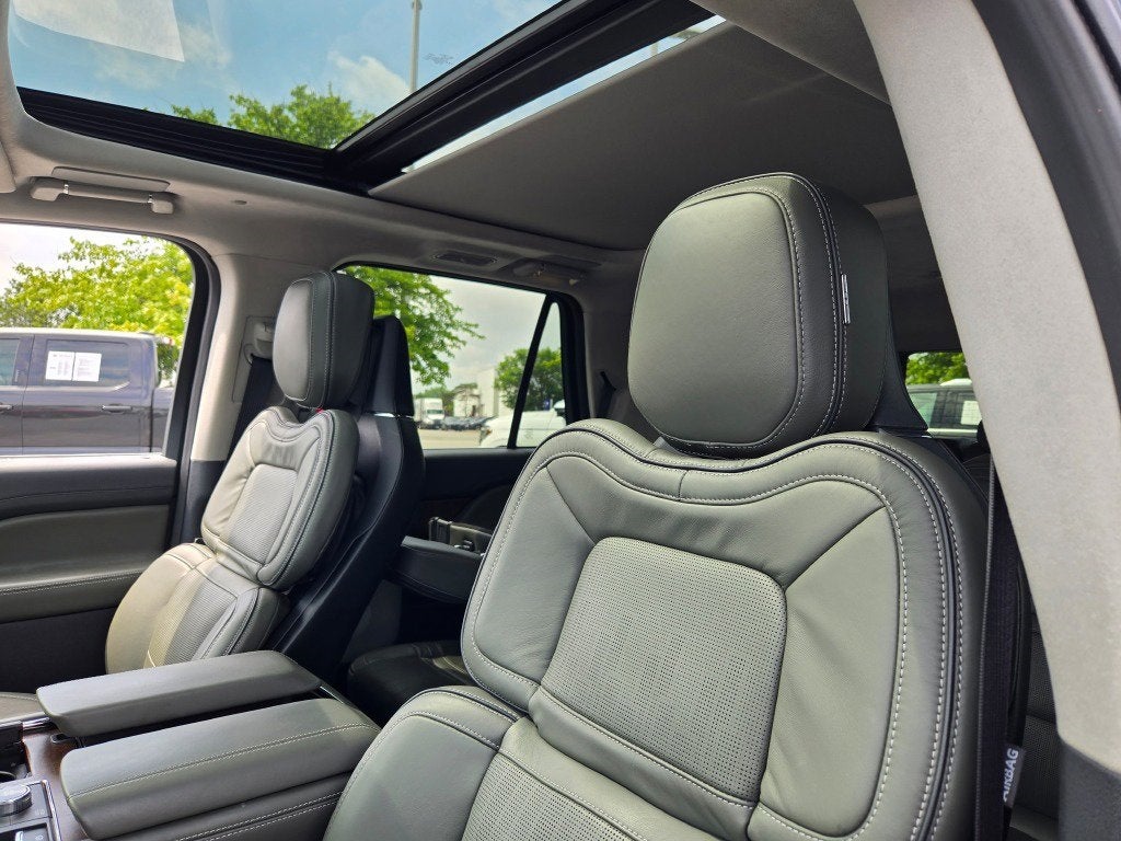 2023 Lincoln Navigator Black Label