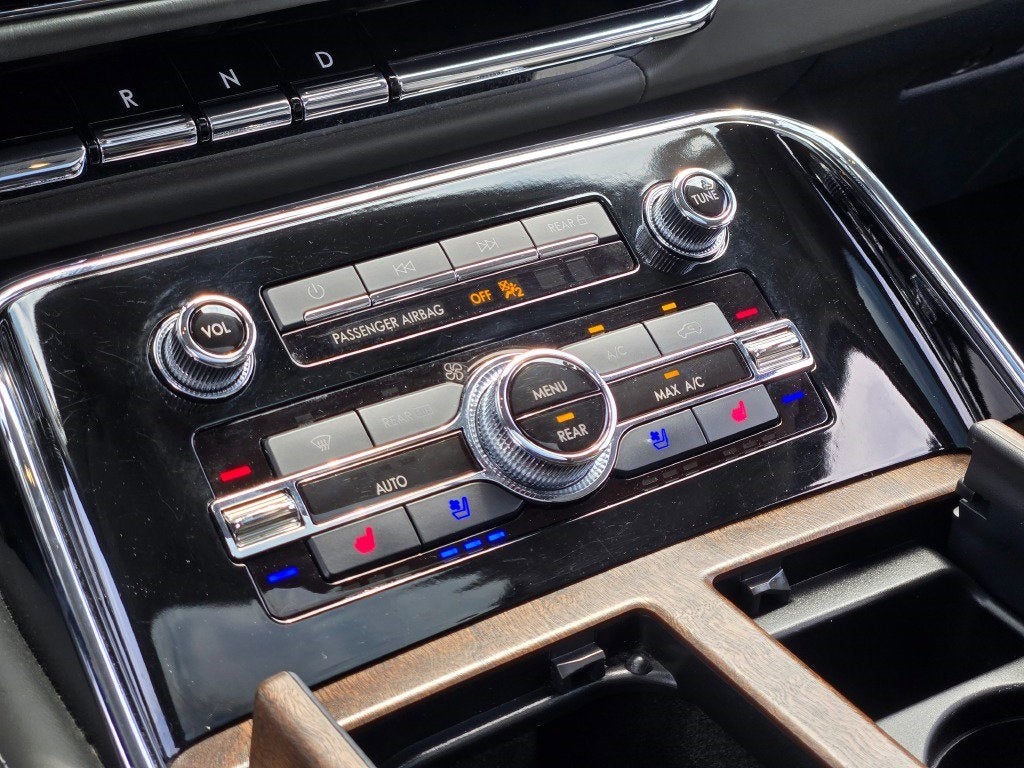 2023 Lincoln Navigator Black Label