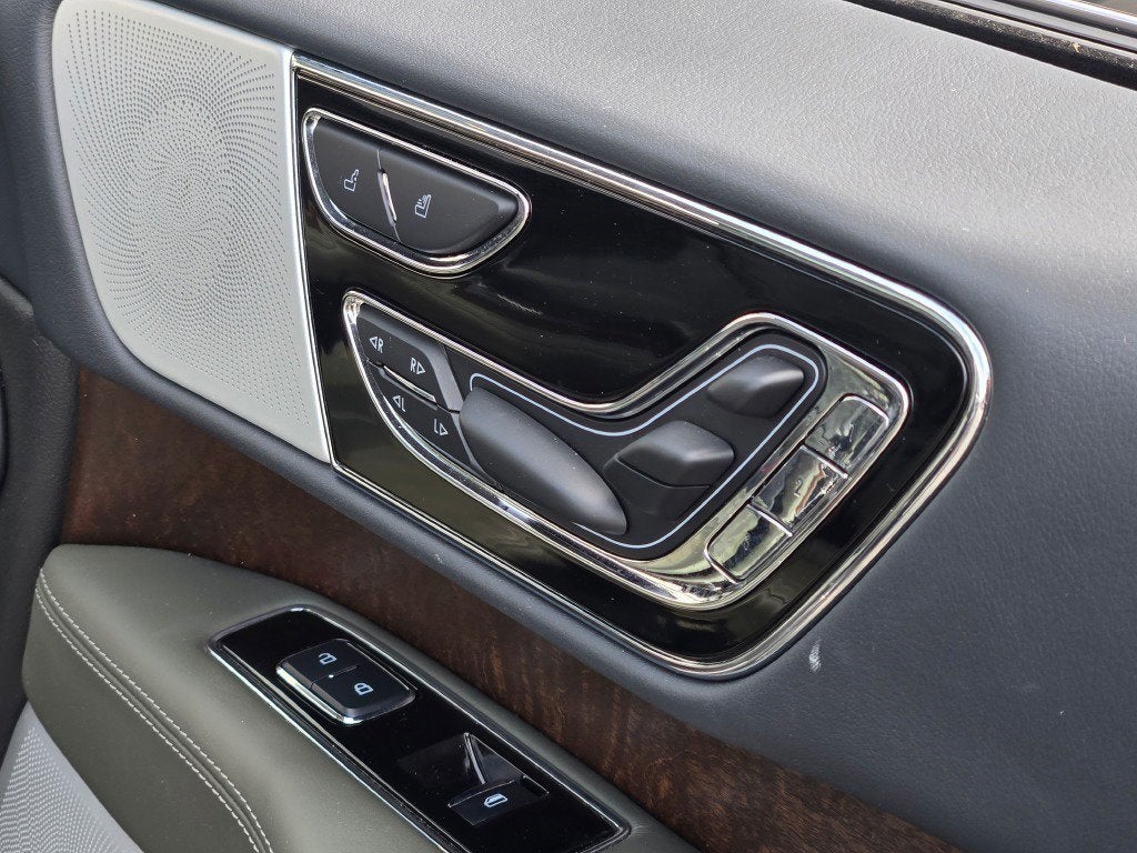 2023 Lincoln Navigator Black Label