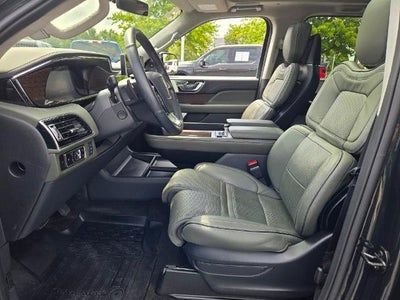 2023 Lincoln Navigator Black Label