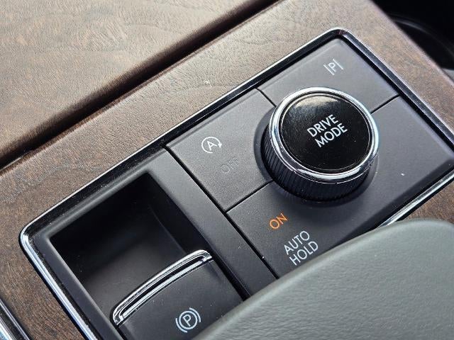 2023 Lincoln Navigator Black Label