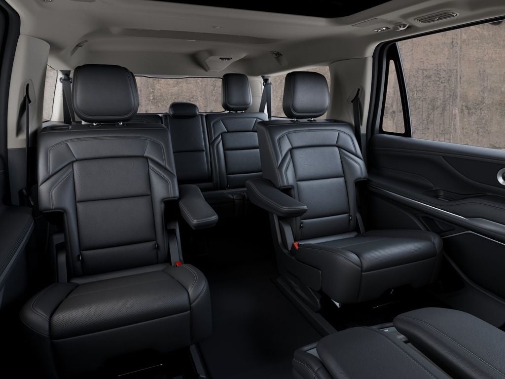 2027 Lincoln Navigator L Reserve