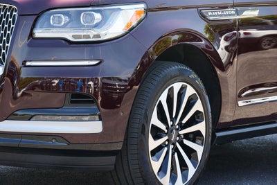 2023 Lincoln Navigator L Reserve