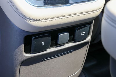 2023 Lincoln Navigator L Reserve