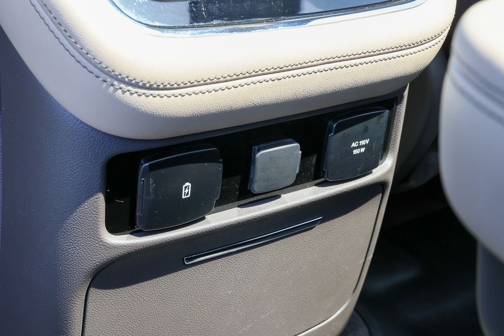 2023 Lincoln Navigator L Reserve