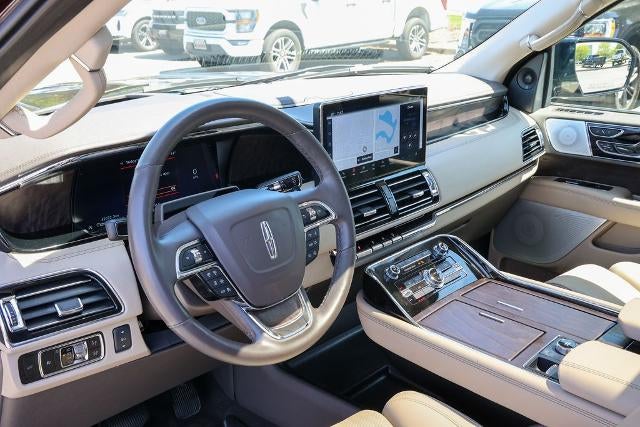 2023 Lincoln Navigator L Reserve