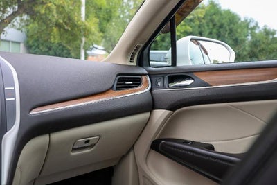 2015 Lincoln MKC Base