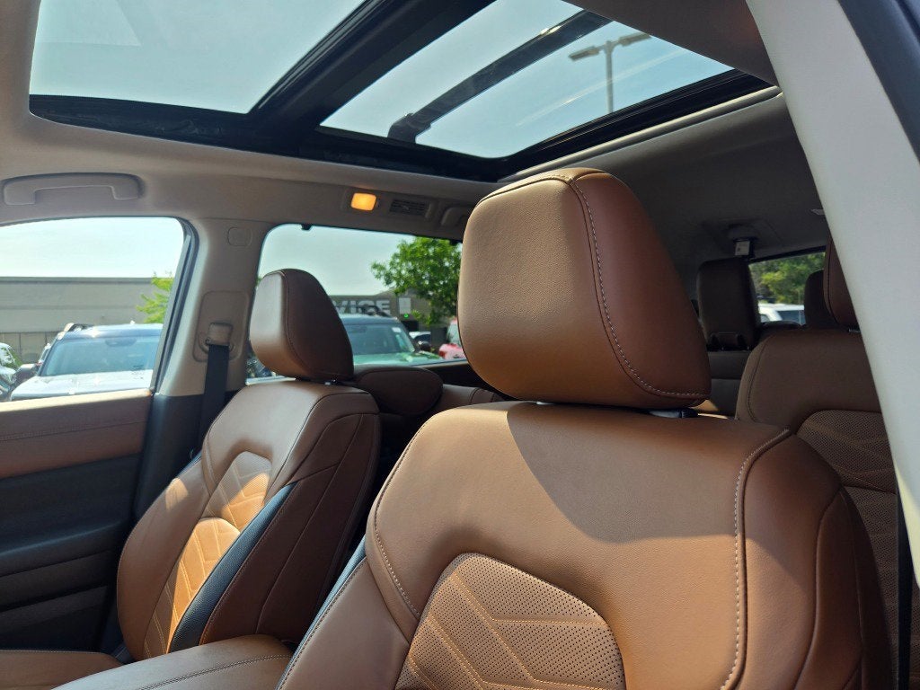 2024 Nissan Pathfinder Platinum