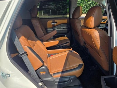 2024 Nissan Pathfinder Platinum