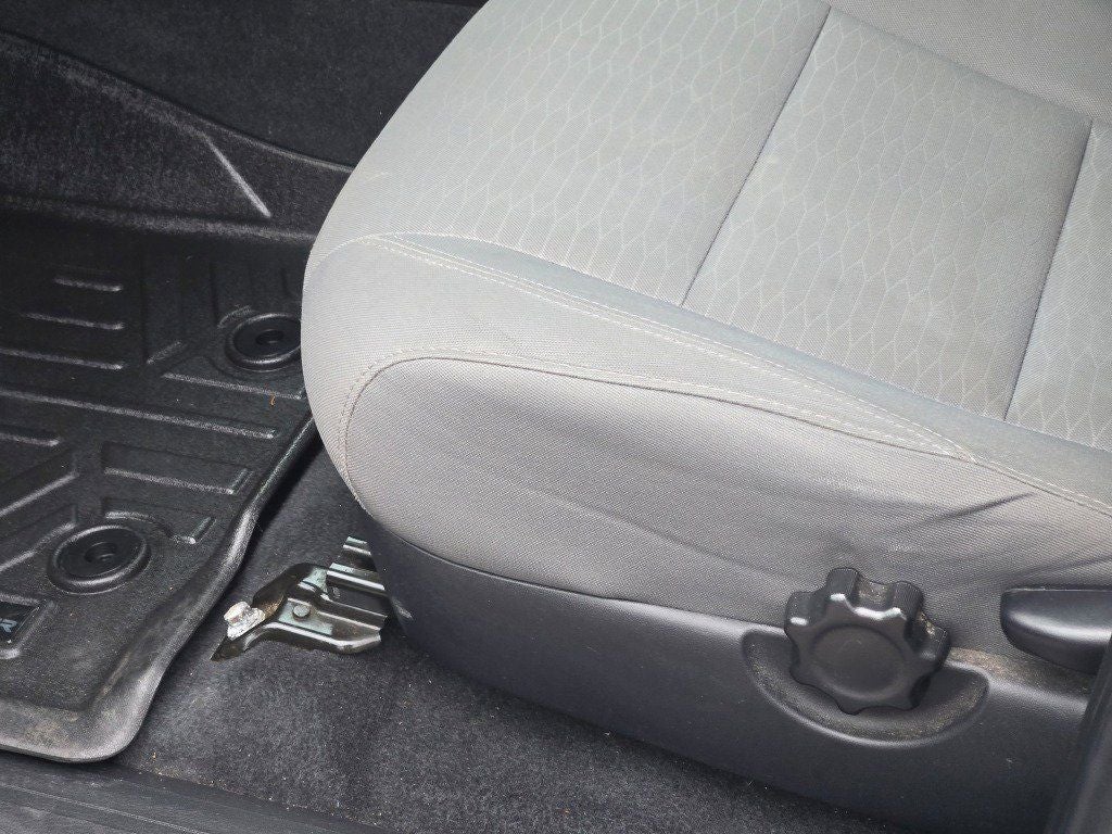 2016 Toyota Tacoma SR