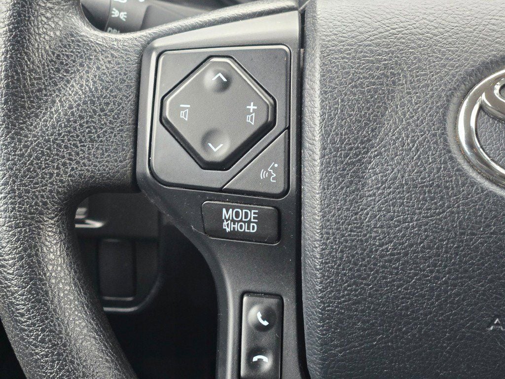 2016 Toyota Tacoma SR