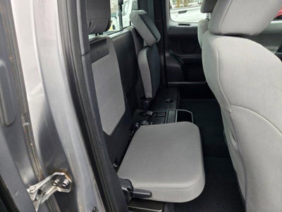 2016 Toyota Tacoma SR