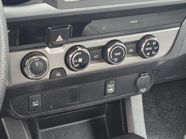 2016 Toyota Tacoma SR