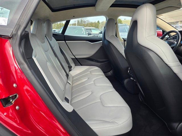 2016 Tesla Model S 90D