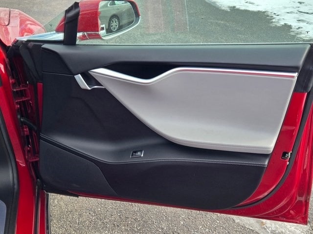 2016 Tesla Model S 90D