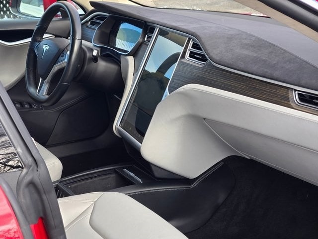 2016 Tesla Model S 90D