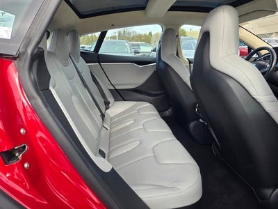 2016 Tesla Model S 90D
