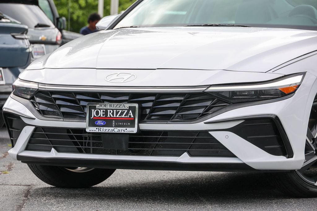 2024 Hyundai Elantra Hybrid Limited
