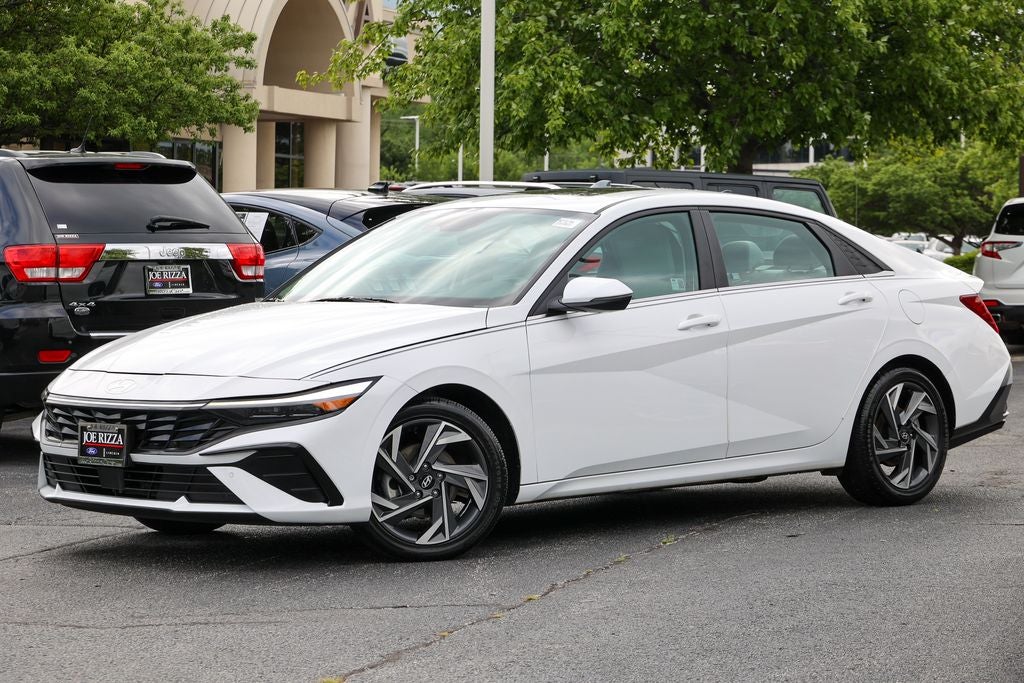 2024 Hyundai Elantra Hybrid Limited