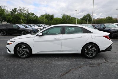 2024 Hyundai Elantra Hybrid Limited