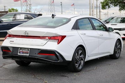2024 Hyundai Elantra Hybrid Limited