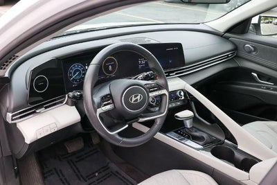 2024 Hyundai Elantra Hybrid Limited