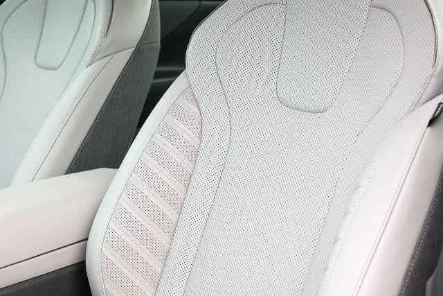 2024 Hyundai Elantra Hybrid Limited