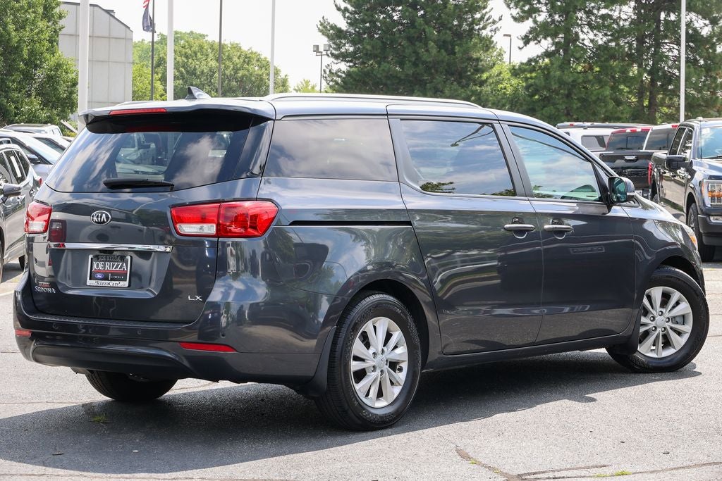 2016 Kia Sedona LX
