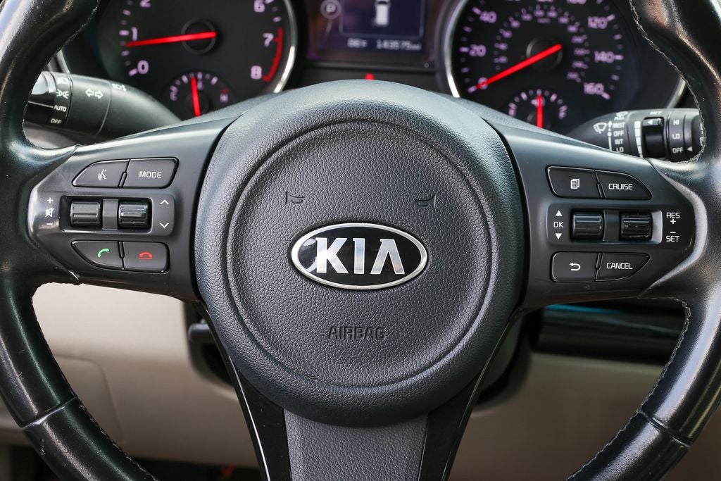 2016 Kia Sedona LX