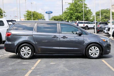 2016 Kia Sedona LX